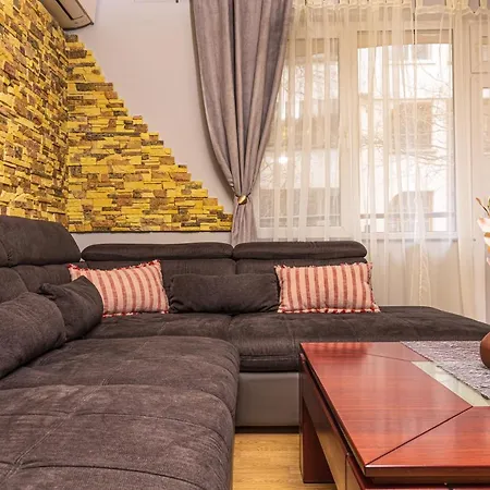 Апартаменты 1bd - 5 Mins To The Centre By Flat Mаnager