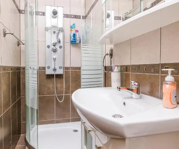 1bd - 5 Mins To The Centre By Flat Mаnager * Płowdiw